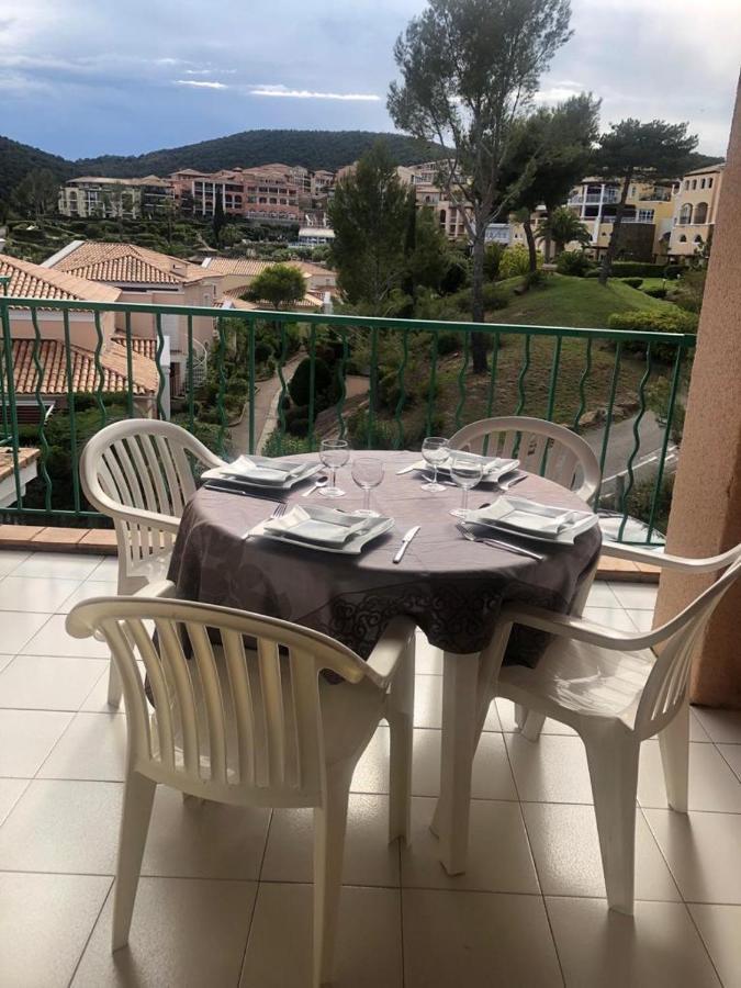 Appartement à Cap Estérel Village Pierre et Vacances Saint-Raphaël Extérieur photo