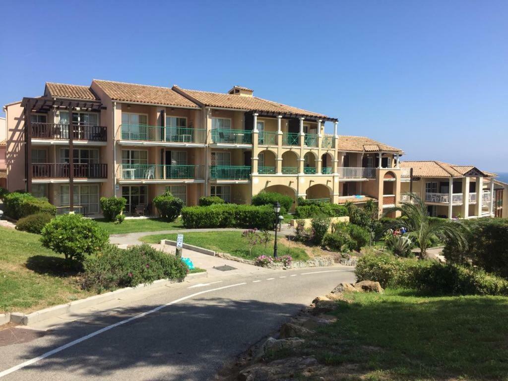 Appartement à Cap Estérel Village Pierre et Vacances Saint-Raphaël Extérieur photo