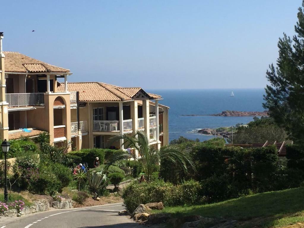Appartement à Cap Estérel Village Pierre et Vacances Saint-Raphaël Extérieur photo