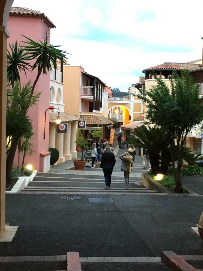 Appartement à Cap Estérel Village Pierre et Vacances Saint-Raphaël Extérieur photo