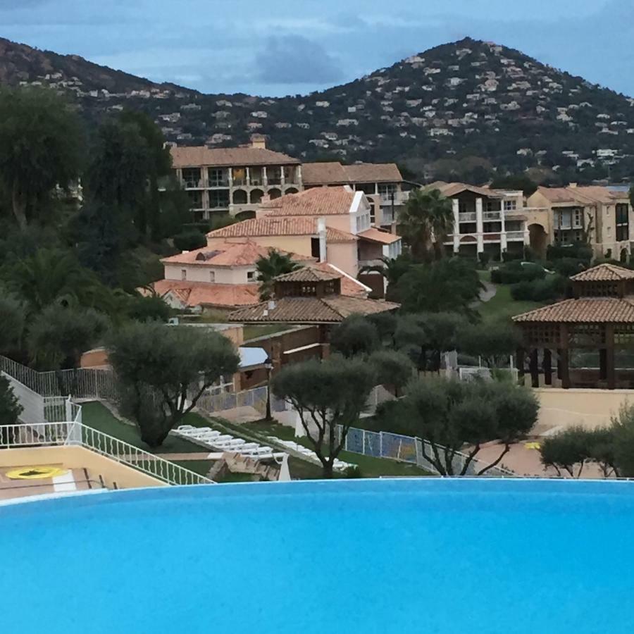 Appartement à Cap Estérel Village Pierre et Vacances Saint-Raphaël Extérieur photo